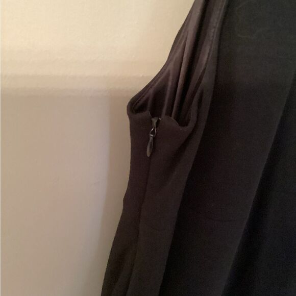 KATE HILL WOMAN SIZE 20W BLACK PONTE KNIT V NECK COCKTAIL DRESS - Picture 6 of 7